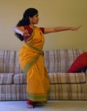 Side view of the hands position